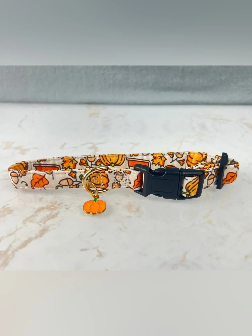 NWOT Small Pet Collar Fall Themed With Pumpkin Charm